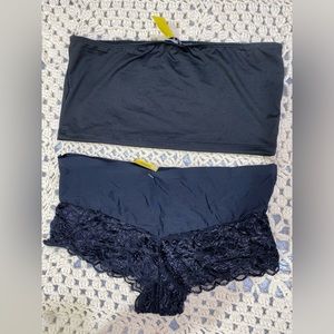 Live J tube top  M color black - comes with panties underwear-Showing n photo